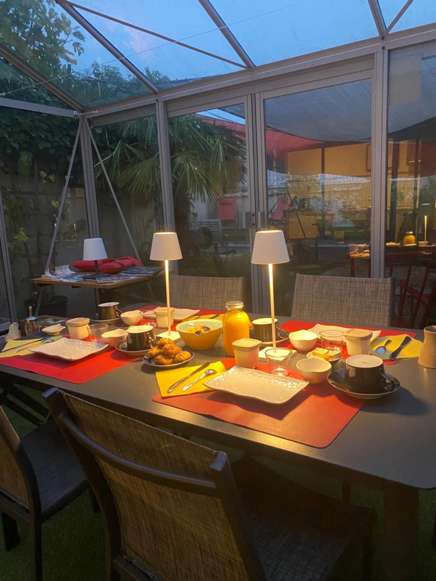 Suite en Terrasse à Cognac Extérieur photo